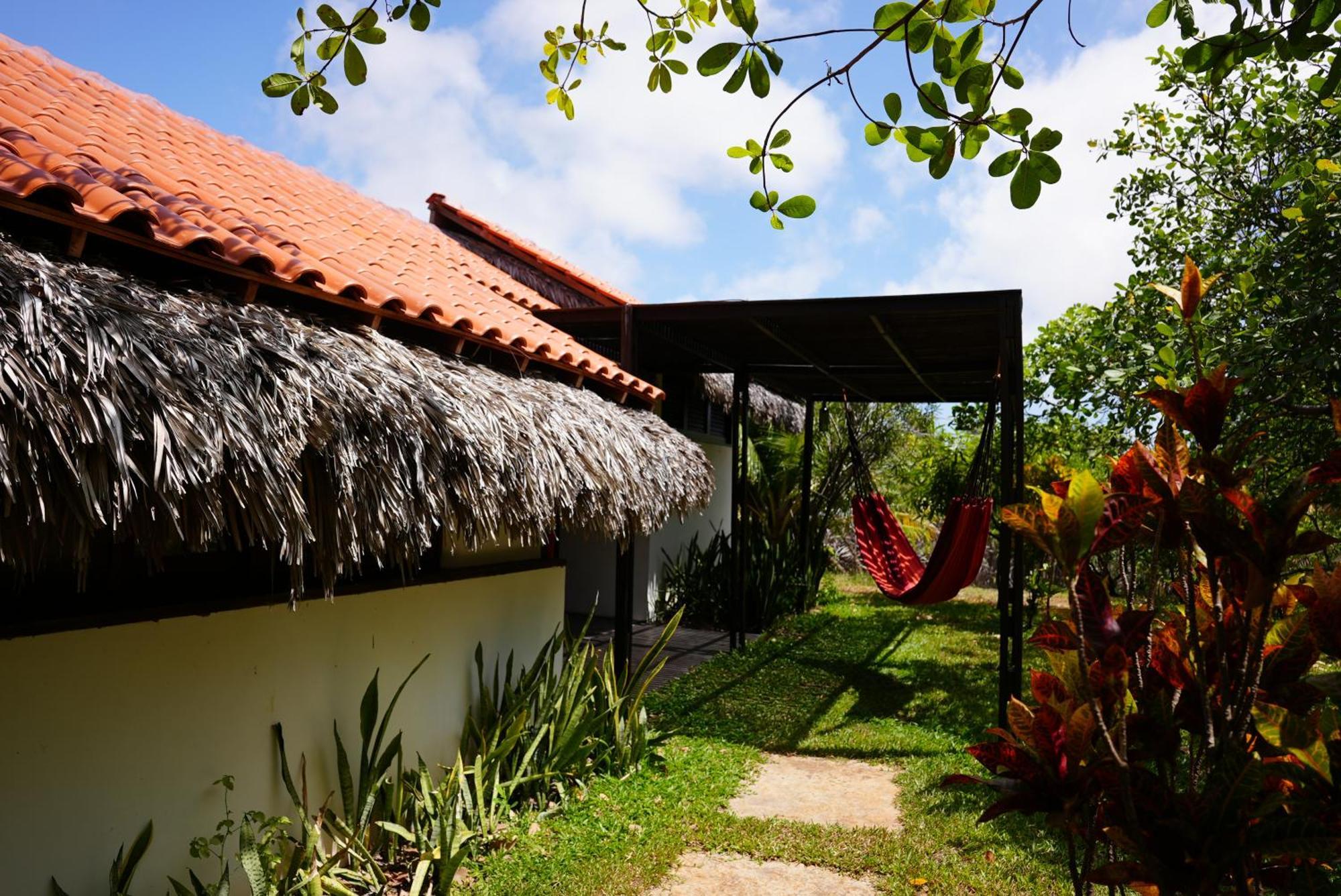 Hostal La Ferme De Georges Atins Exterior foto